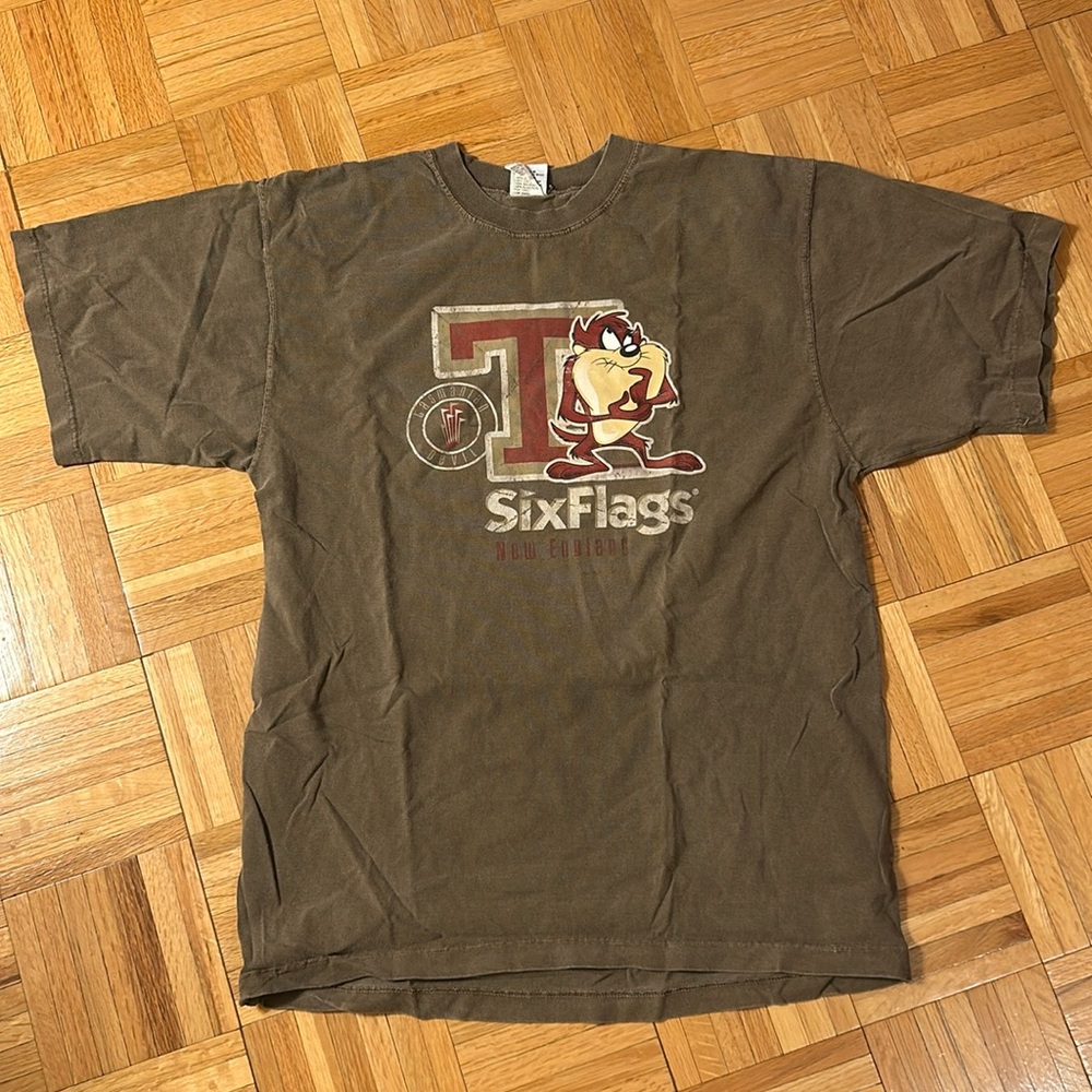 90s Vintage Looney Toons Graphic T Size Large
